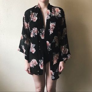 H&M floral kimono